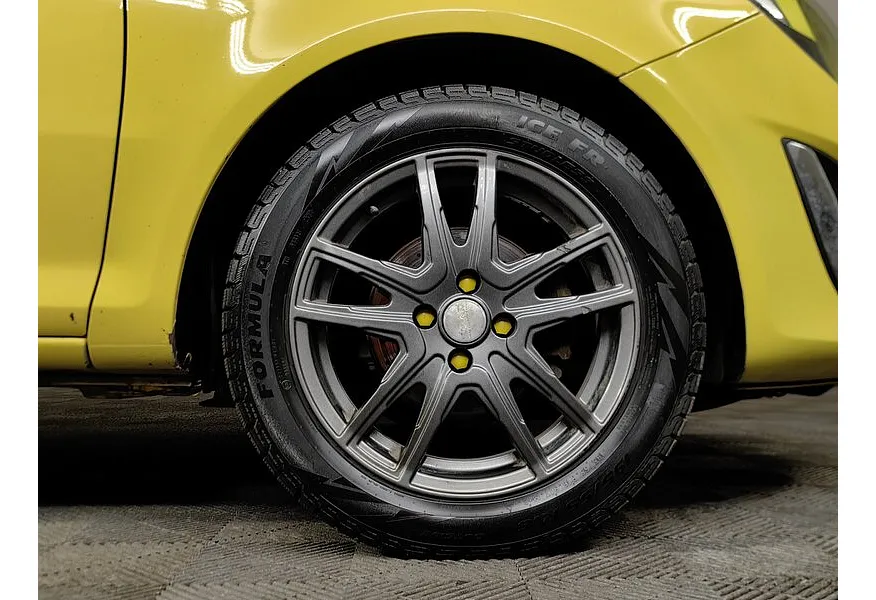 Opel Corsa 1.4 AT (90 л.с.) Желтый в АВИЛОН. Слайд №9