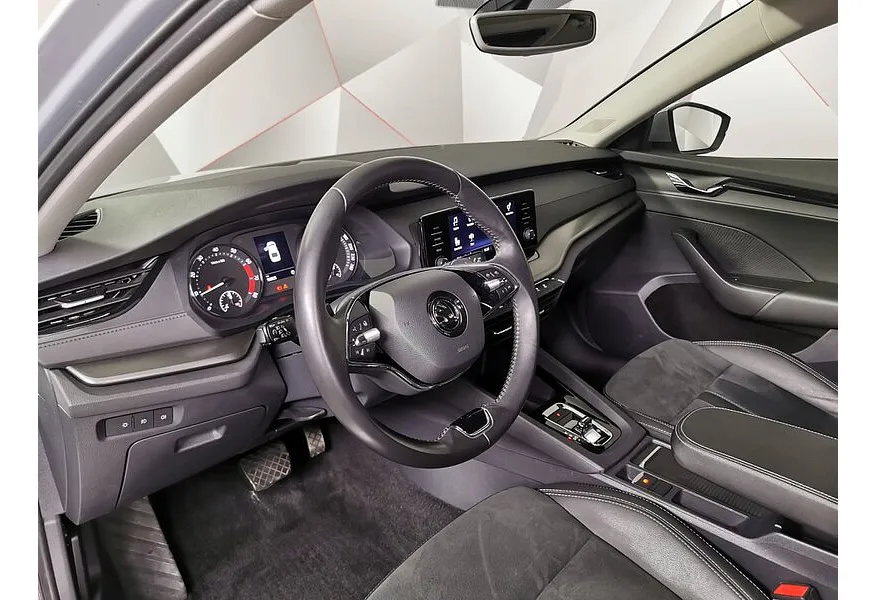 Skoda Octavia 1.4 AT FWD (150 л.с.) Серый в АВИЛОН. Слайд №19