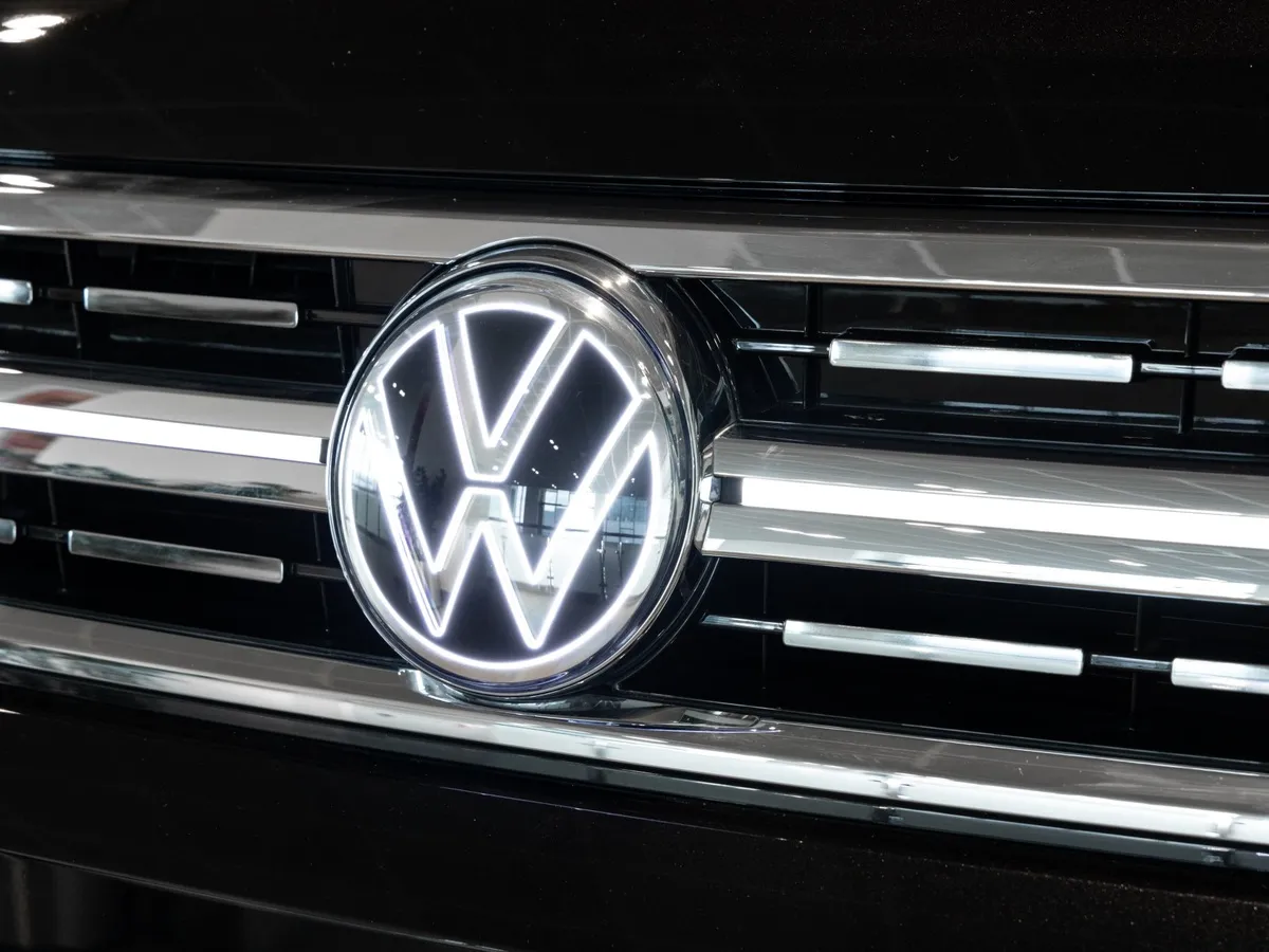 Volkswagen Teramont X 2.0 7DSG AWD (220 л.с.) Черный в АВИЛОН. Слайд №12