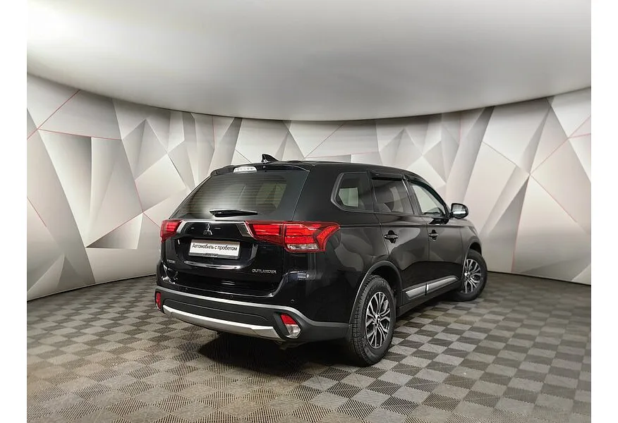 Mitsubishi Outlander 2.0 CVT (146 л.с.) Invite Черный в АВИЛОН. Слайд №2