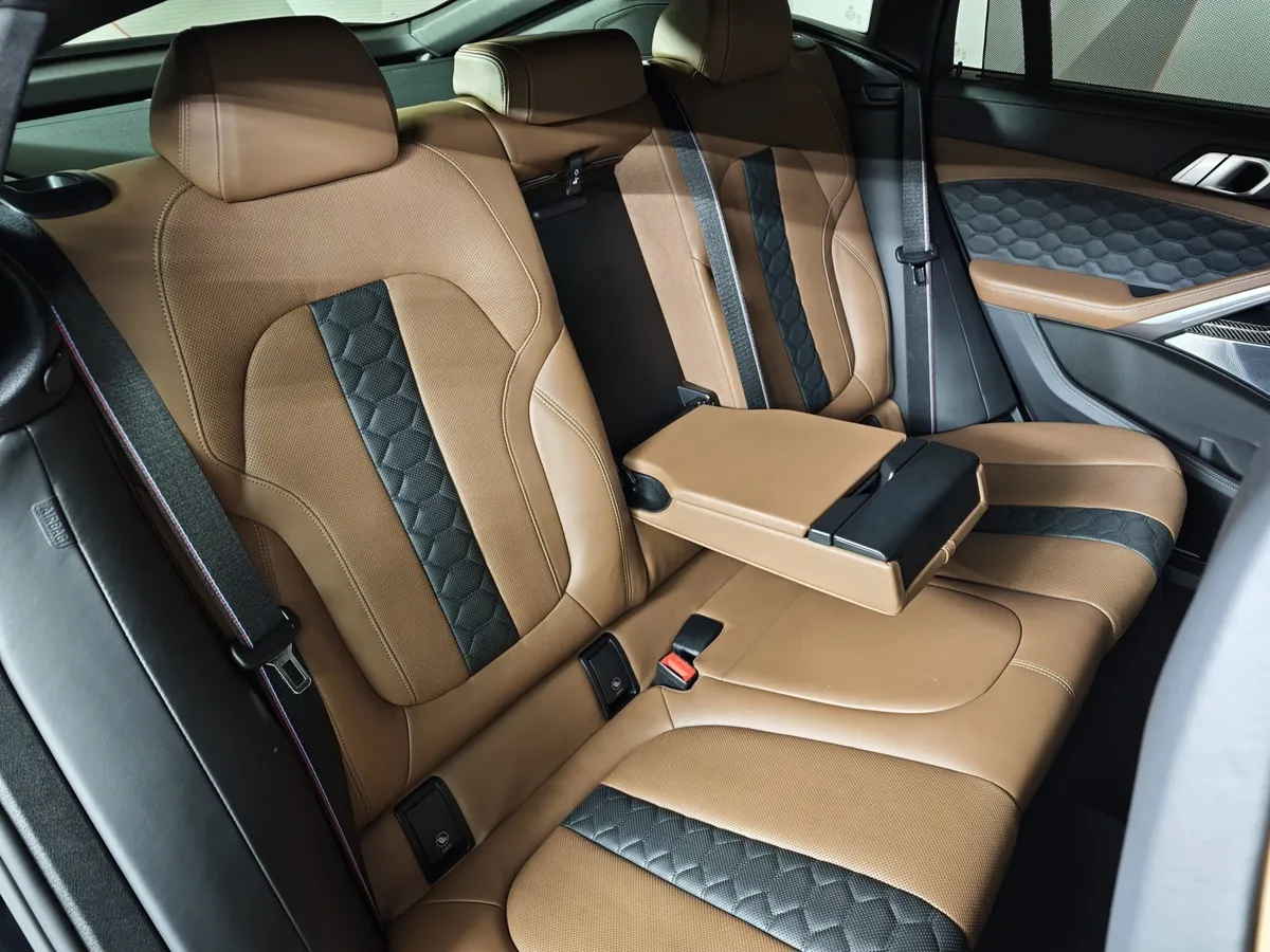 BMW X6 M 4.4 xDrive (625 л.с.) Competition M Special Черный в АВИЛОН. Слайд №14