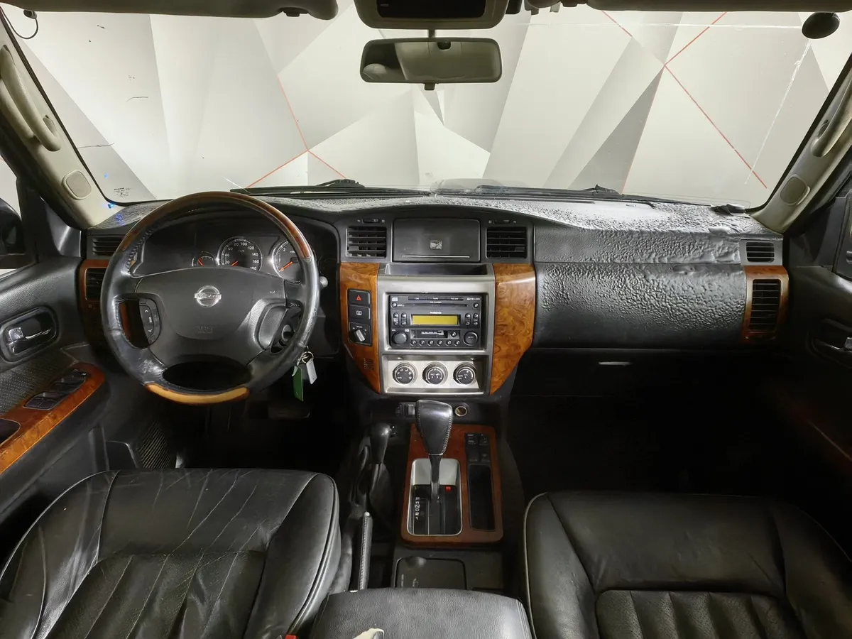 Nissan Patrol 3.0 Di AT (160 л.с.) Черный в АВИЛОН. Слайд №12
