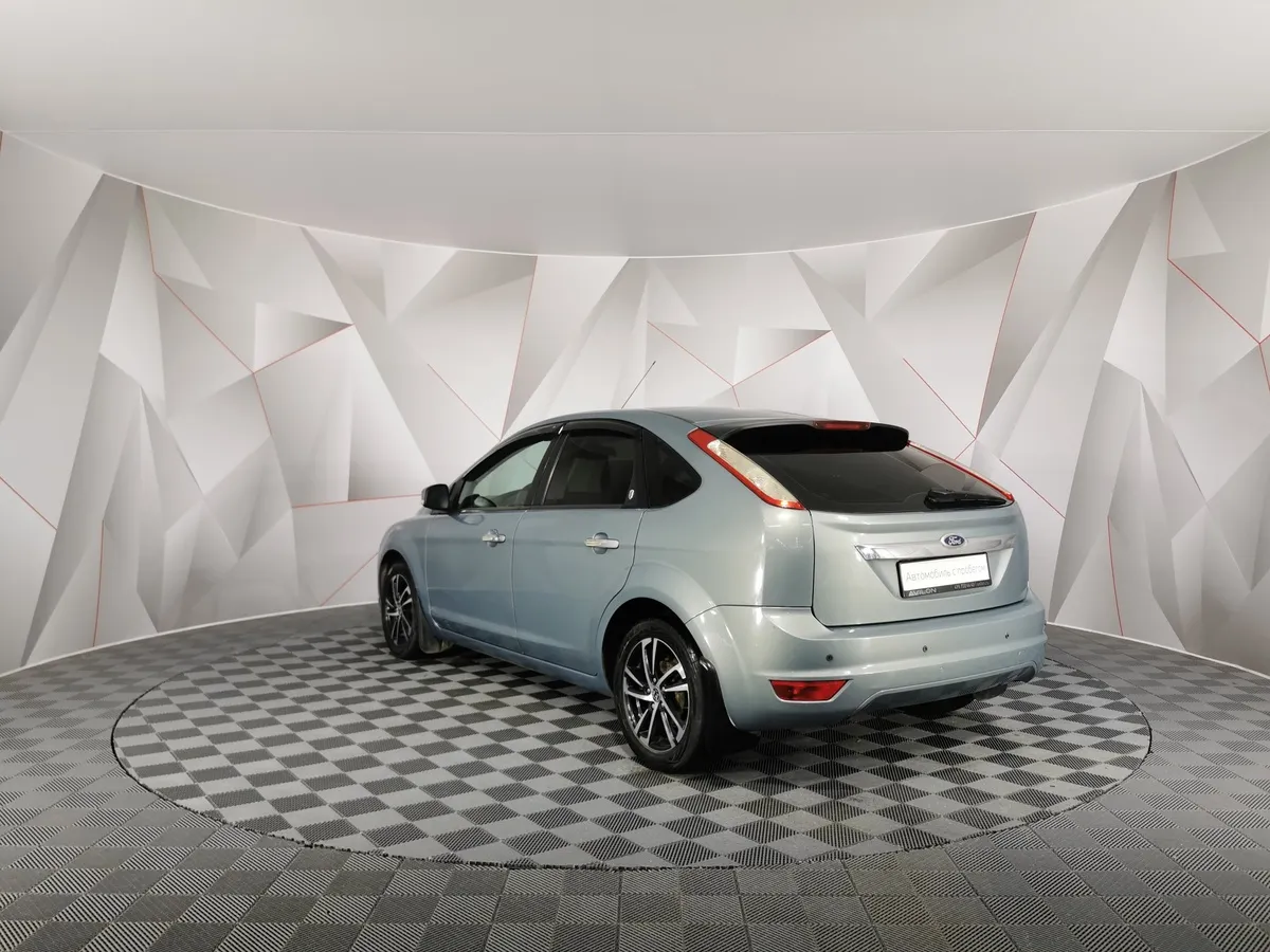 Ford Focus 1.6 AT (101 л.с.) Ghia Серый в АВИЛОН. Слайд №4