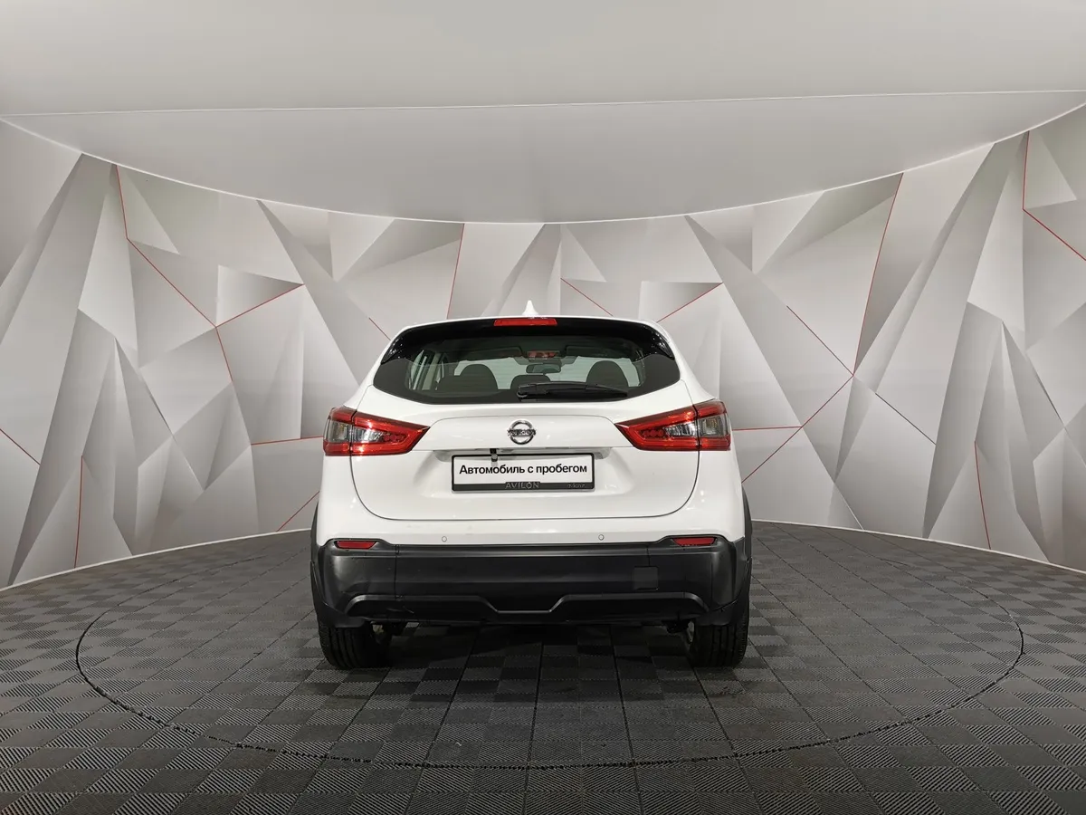 Nissan Qashqai 2.0 CVT (144 л.с.) Белый в АВИЛОН. Слайд №8