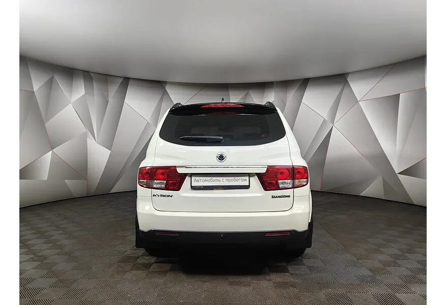 АВИЛОН - SsangYong Kyron 2.3 E-Tronic 4WD (150 л.с.) Белый - slide 5