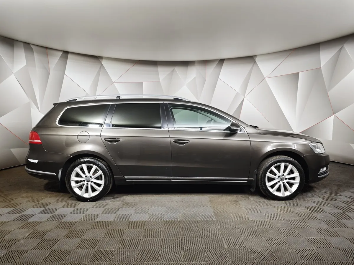 Volkswagen Passat 1.8 TSI DSG (152 л.с.) Коричневый в АВИЛОН. Слайд №6