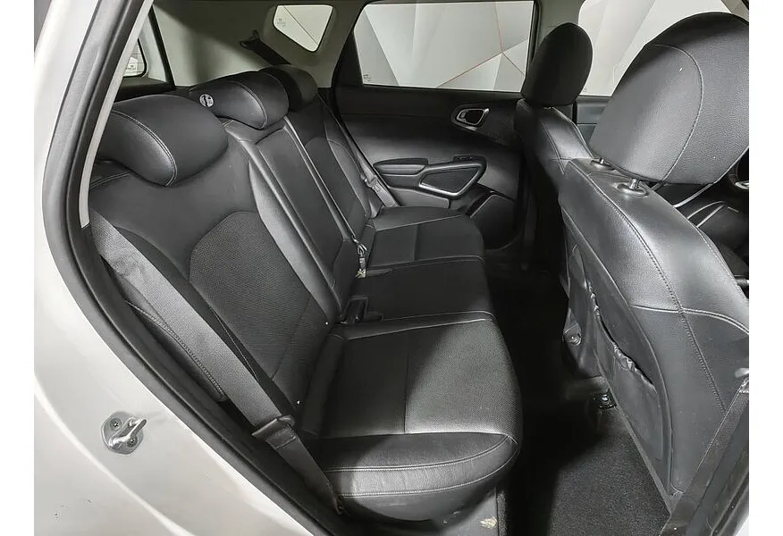 Kia Soul 2.0 MPI AT (150 л.с.) Premium Белый в АВИЛОН. Слайд №16