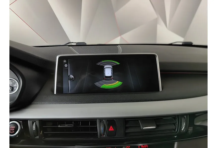 BMW X5 xDrive25d Steptronic (218 л.с.) Business (Локальная сборка) Белый в АВИЛОН. Слайд №16