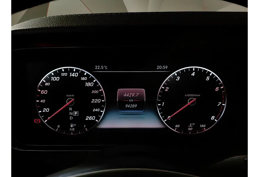 Mercedes-Benz E-Класс E 200 G-TRONIC (184 л.с.) Sport Белый в АВИЛОН. Слайд №16