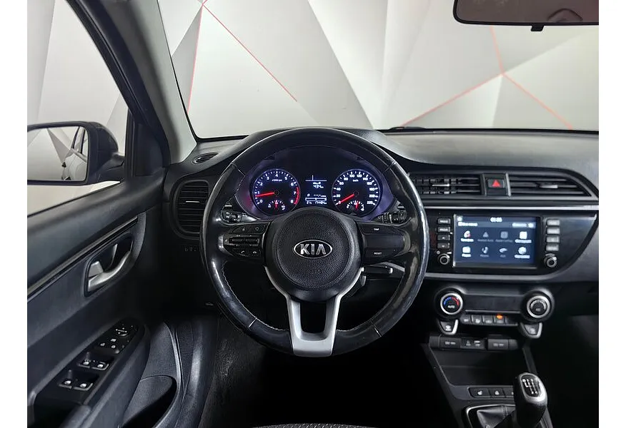 Kia Rio X-Line 1.6 AT (123 л.с.) Черный в АВИЛОН. Слайд №20