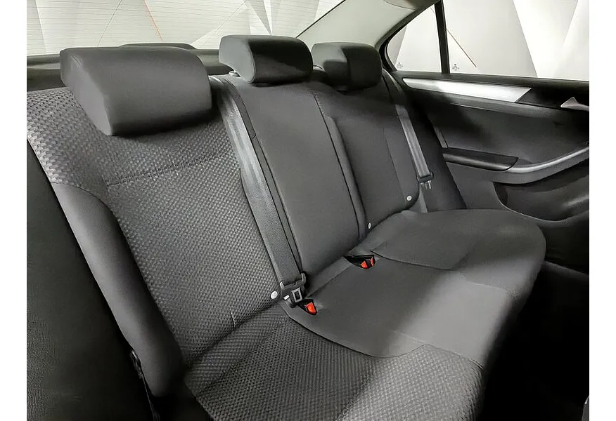 Volkswagen Jetta 1.4 TSI DSG (122 л.с.) Trendline (Локальная сборка) Черный в АВИЛОН. Слайд №17