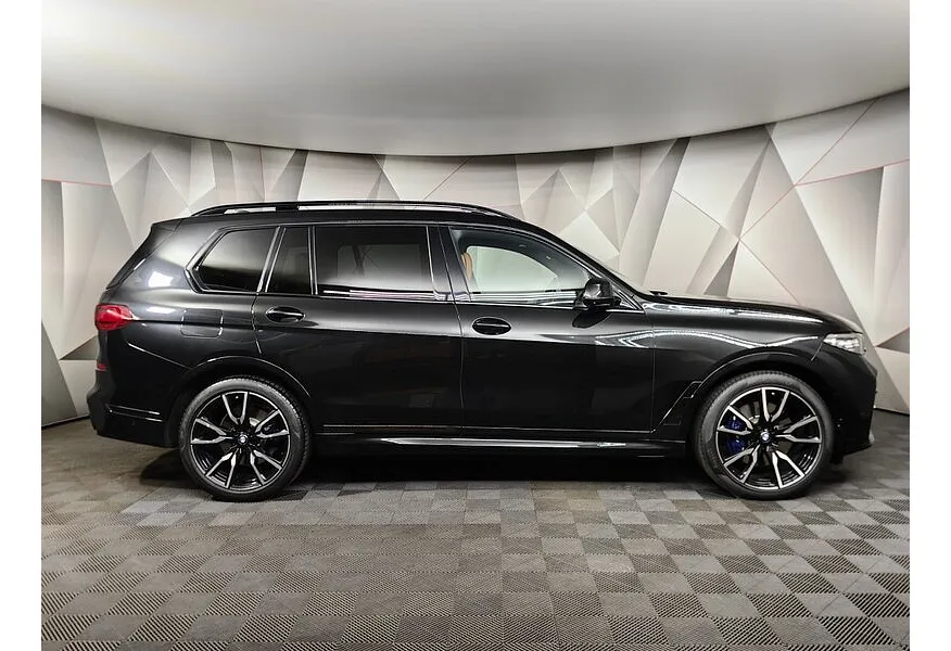 АВИЛОН - BMW X7 4.4 xDrive Steptronic (462 л.с.) Черный - slide 3