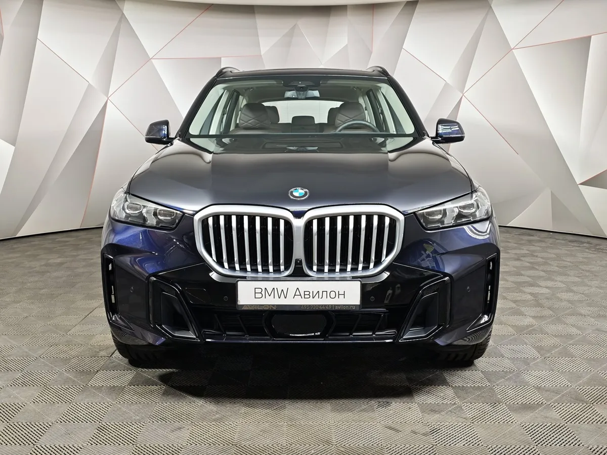 BMW X5 xDrive30Li (258 л.с) X Черный в АВИЛОН. Слайд №3
