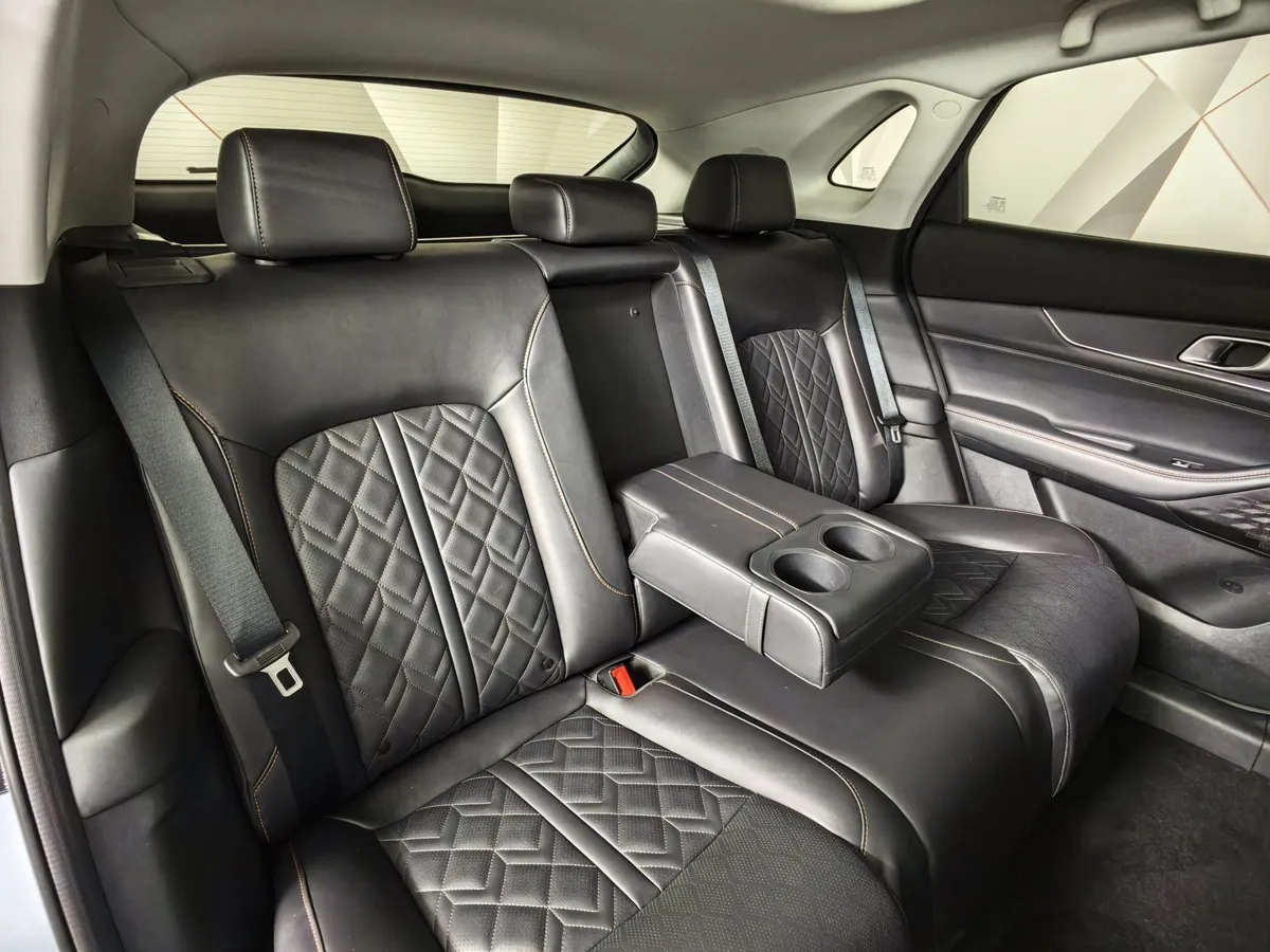 Changan UNI-K 2.0 AT 4WD (226 л.с.) Tech Синий в АВИЛОН. Слайд №17