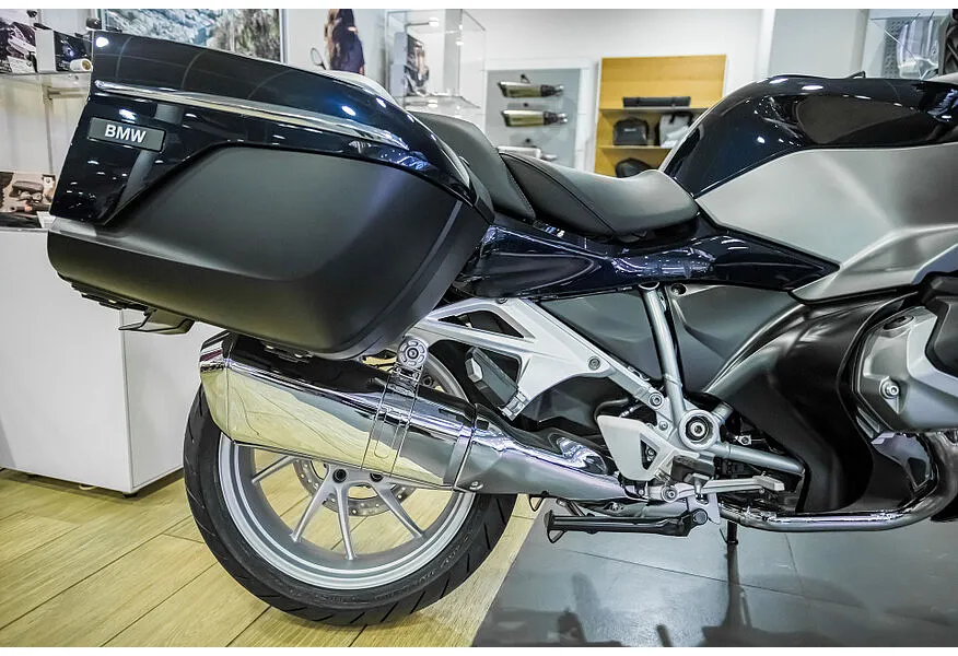 LIVE. Слайд №8