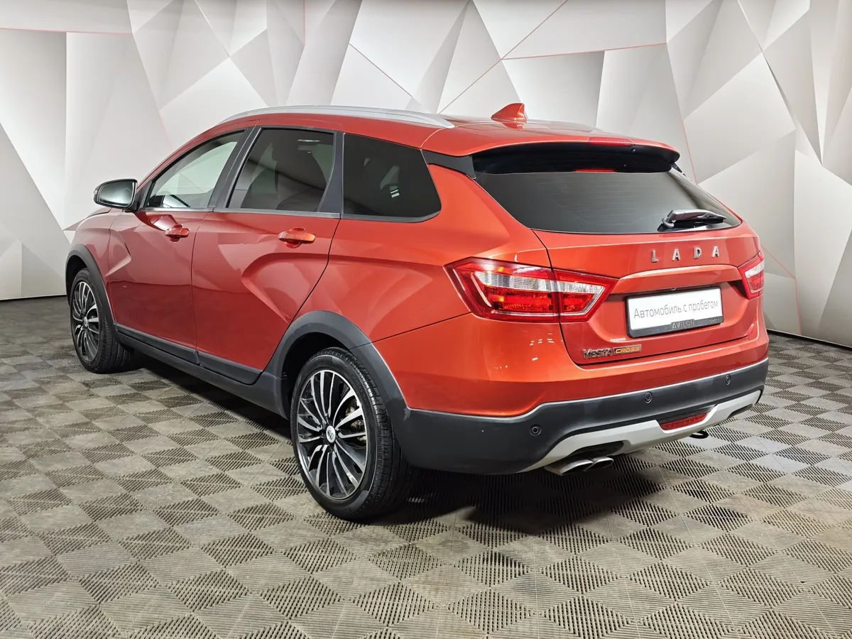 ВАЗ (Lada) Vesta 1.6 CVT (113 л.с.) Красный в АВИЛОН. Слайд №4