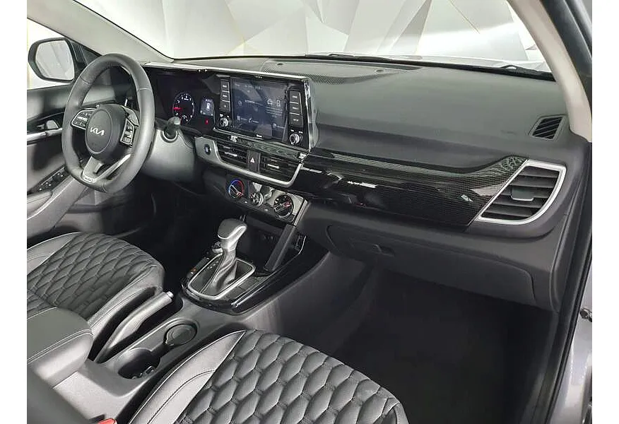 Kia Seltos 1.5 2WD CVT (115 л.с.) Deluxe Серый в АВИЛОН. Слайд №5