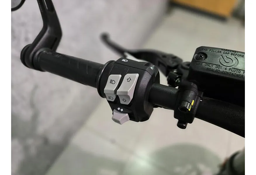 LIVE. Слайд №10