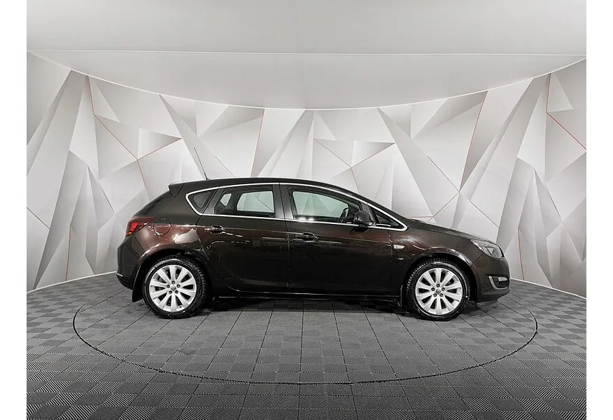 Opel Astra 1.6 AT (115 л.с.) Коричневый в АВИЛОН. Слайд №6