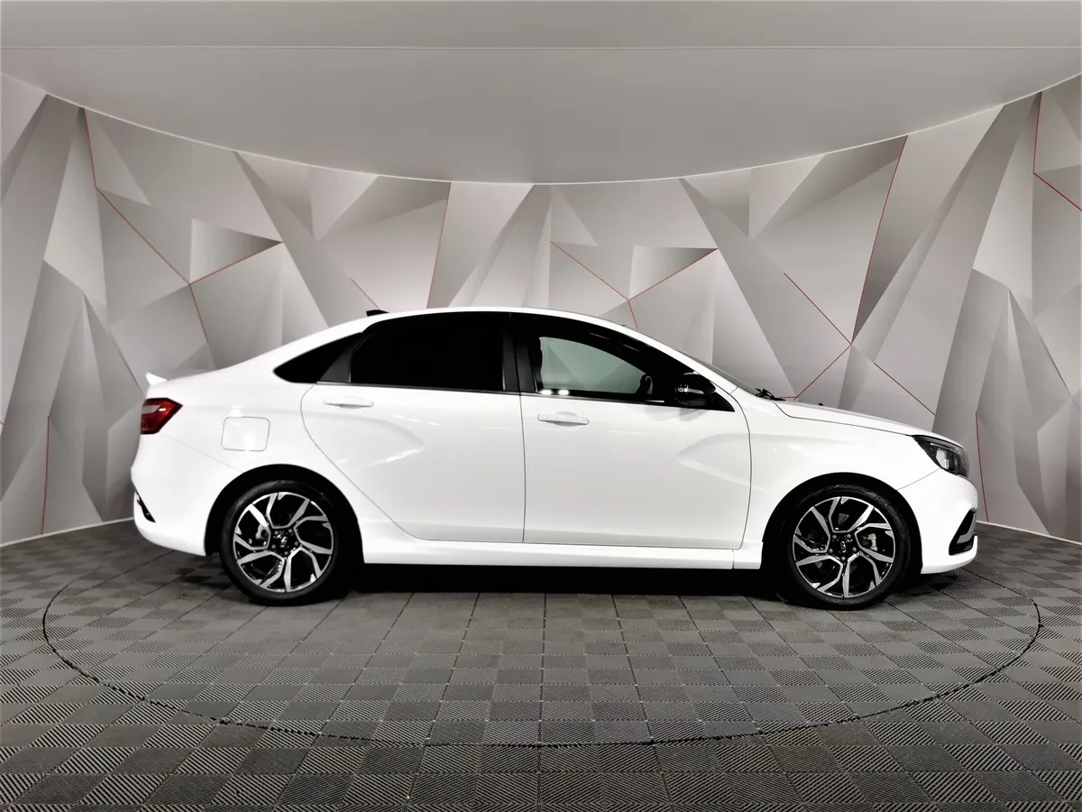 ВАЗ (Lada) Vesta 1.8 MT (145 л.с.) Белый в АВИЛОН. Слайд №6