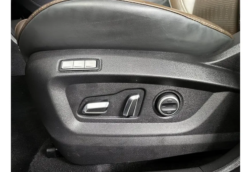 АВИЛОН - Chery Tiggo 8 Pro 1.6 TGDI DCT7 (186 л.с.) Prestige Dreamline Серый - slide 17