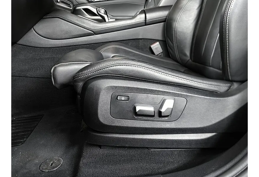 BMW X6 xDrive40d (340 л.с.) M Sport Pro Белый в АВИЛОН. Слайд №15