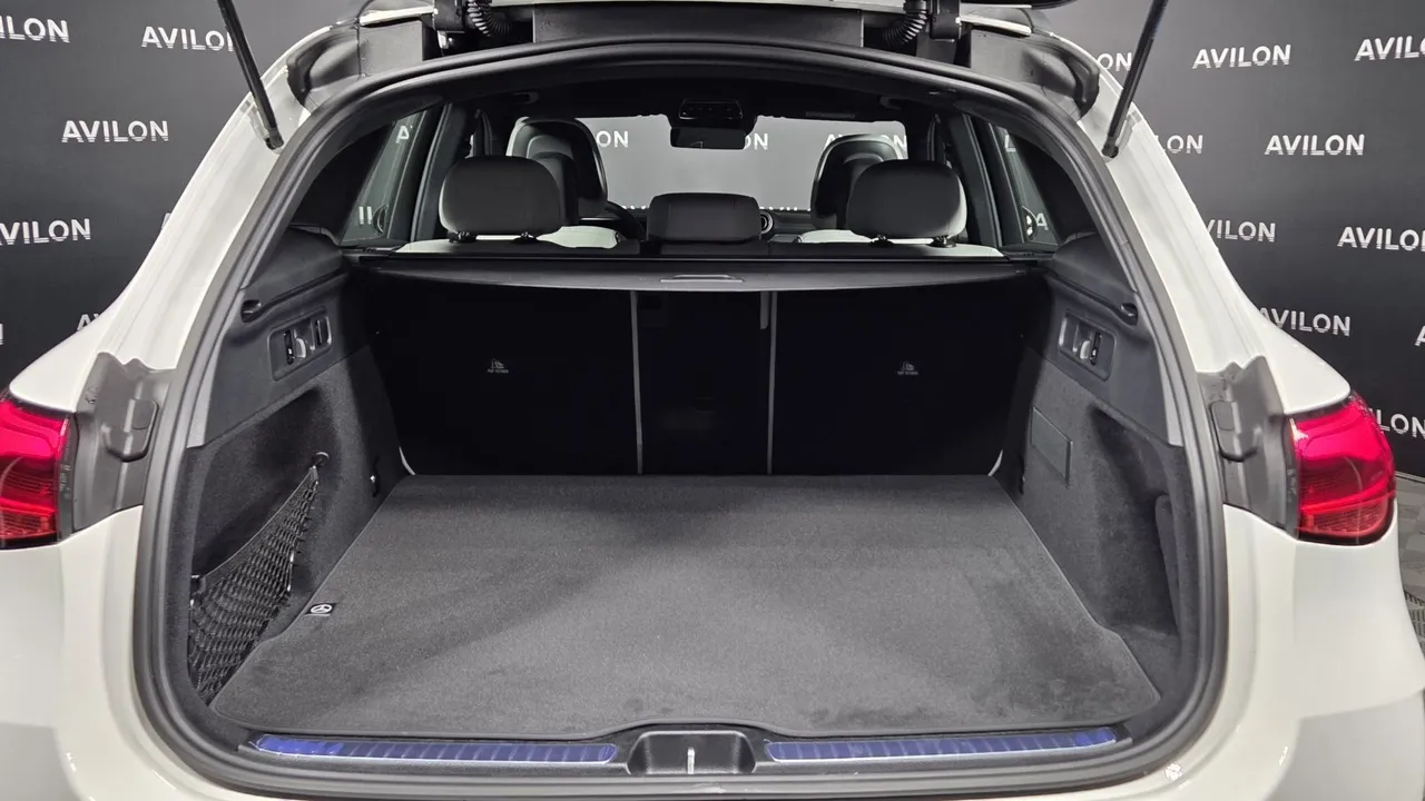 Mercedes-Benz GLC 300 4MATIC 9G-TRONIC (258 л.с.) Белый в АВИЛОН. Слайд №15