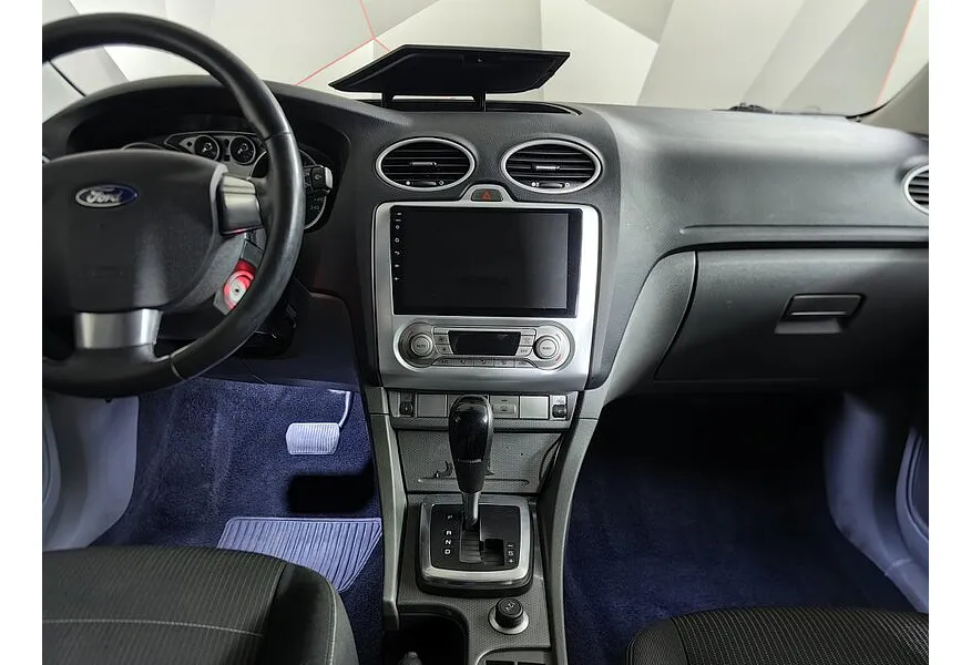 Ford Focus 1.6 AT (101 л.с.) Titanium Серебристый в АВИЛОН. Слайд №11 Ford Focus 1.6 AT (101 л.с.) Titanium Серебристый в АВИЛОН. Слайд №11