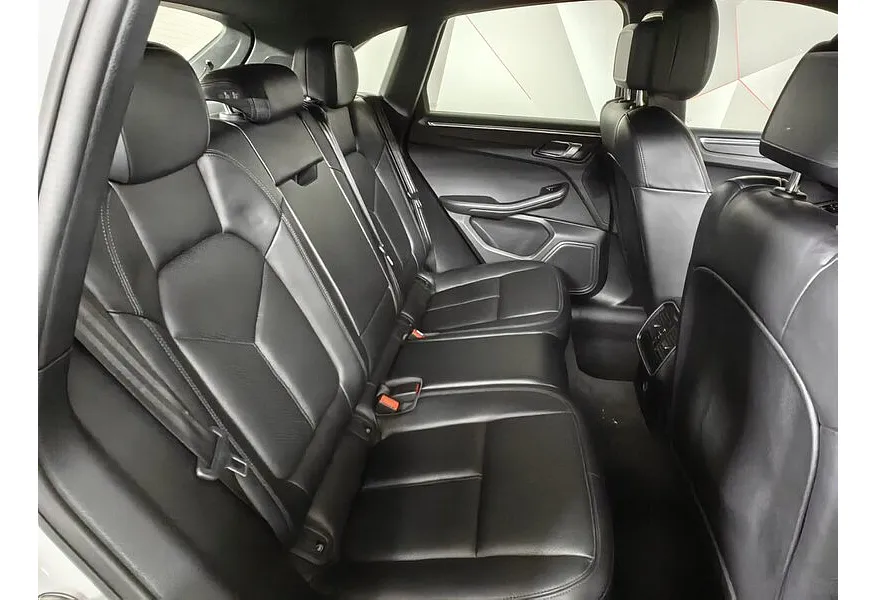 Porsche Macan 2.0 PDK AWD (252 л.с.) Белый в АВИЛОН. Слайд №15