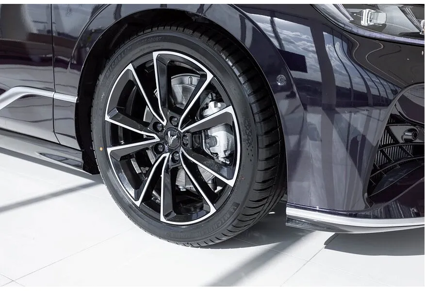 Voyah Passion 1.5 AT AWD (530 л.с.) Executive Фиолетовый в АВИЛОН. Слайд №9