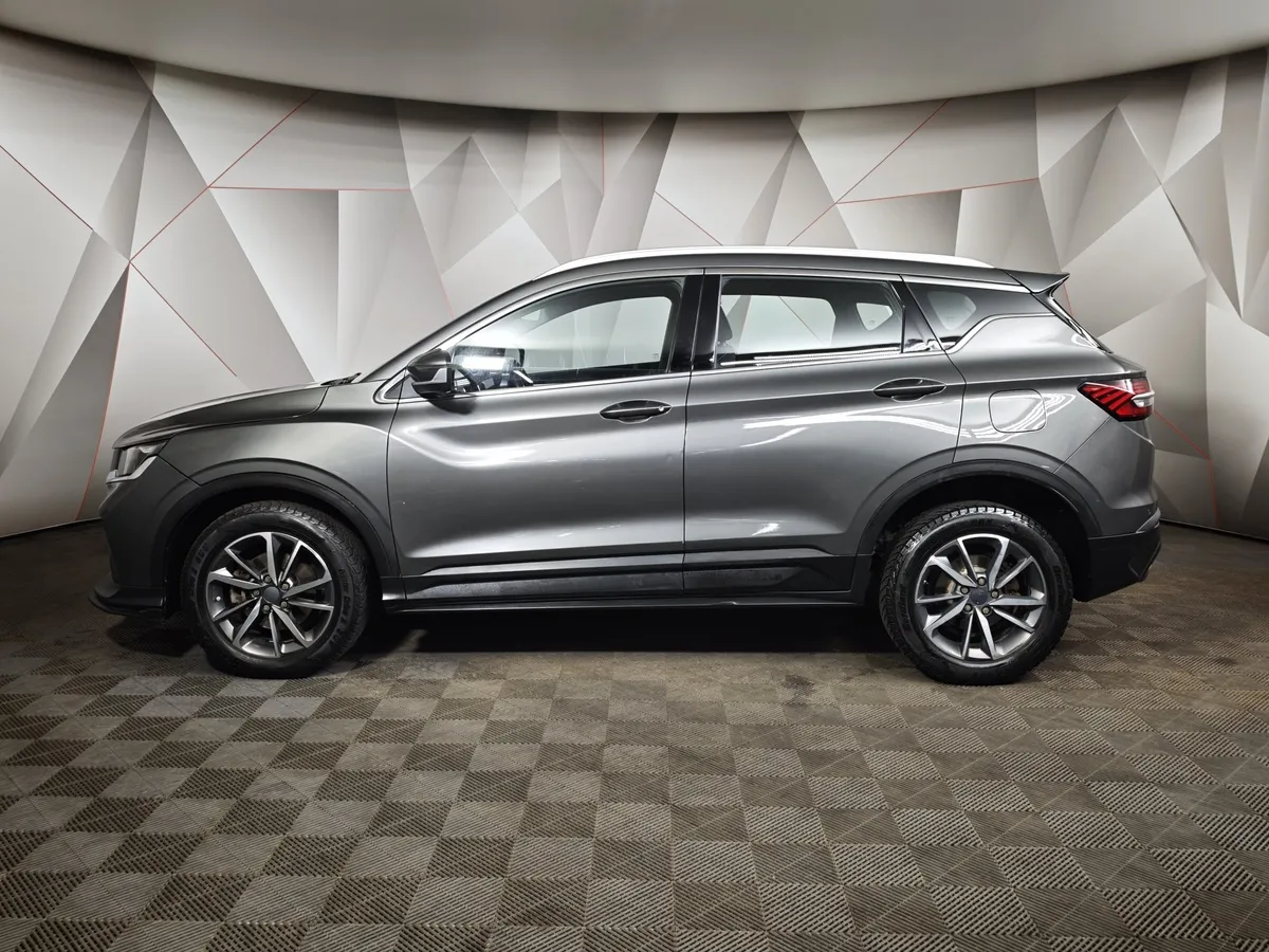 Geely Coolray 1.5T 7DCT 2WD (150 л.с.) Comfort Серый в АВИЛОН. Слайд №5