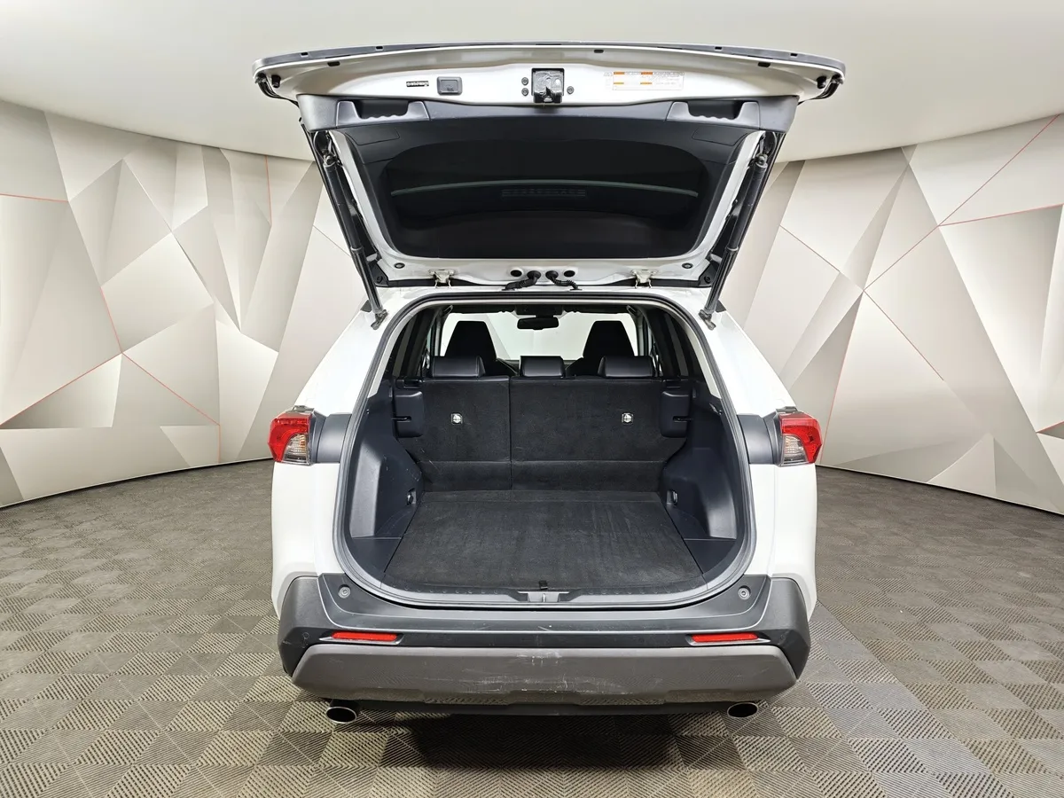 Toyota RAV4 2.0i CVT AWD (149 л.с.) Белый в АВИЛОН. Слайд №12
