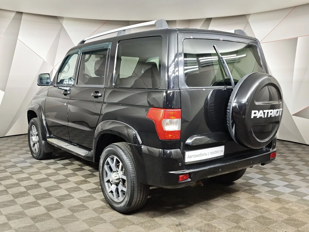УАЗ Patriot 2.7 MT 4WD (150 л.с.) Классик Черный в АВИЛОН. Слайд №4