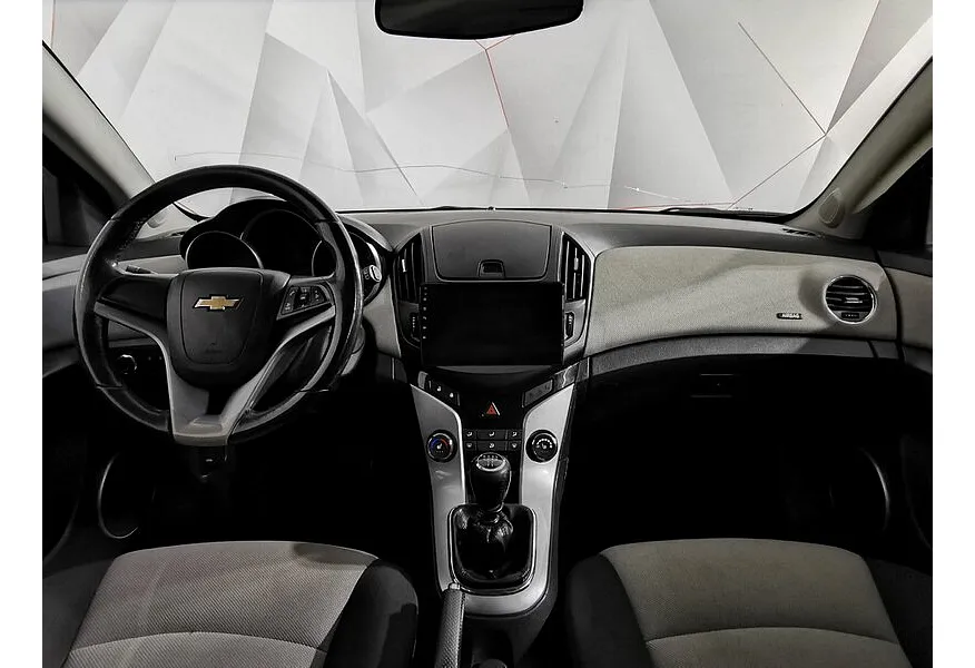 Chevrolet Cruze 1.6 MT (109 л.с.) Коричневый в АВИЛОН. Слайд №13