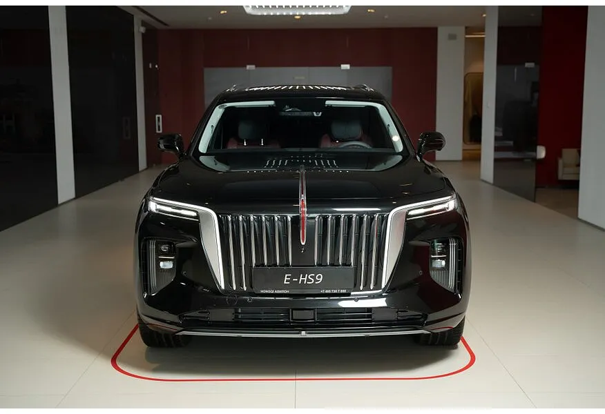 Hongqi E-HS9 AT 4WD (551 л.с.) 6 мест Делюкс Черный в АВИЛОН. Слайд №11