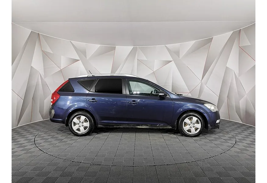 Kia Ceed 1.6 AT (126 л.с.) Синий в АВИЛОН. Слайд №6