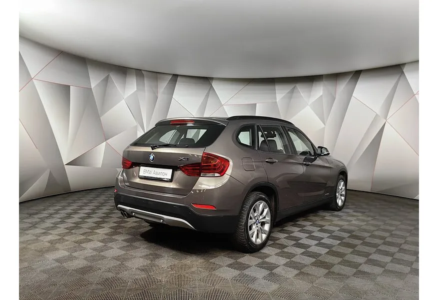 BMW X1 xDrive20i AT (184 л.с.) Коричневый в АВИЛОН. Слайд №2 BMW X1 xDrive20i AT (184 л.с.) Коричневый в АВИЛОН. Слайд №2
