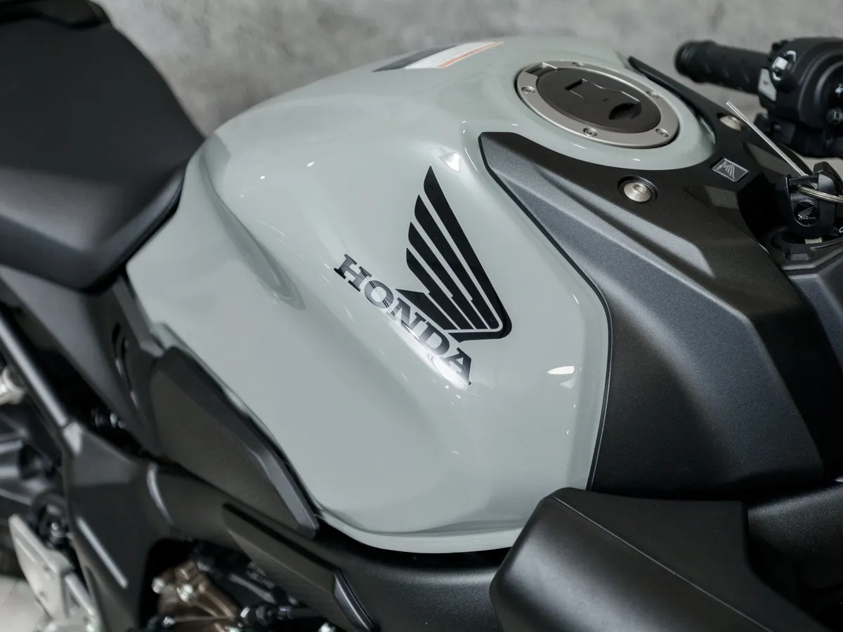 Honda CB650R CB650RA 649 см³ (95) 648 Серый в АВИЛОН. Слайд №9