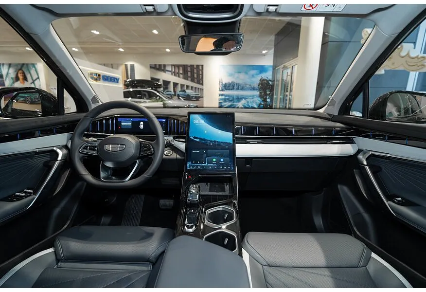 АВИЛОН - Geely Atlas 1.5T DCT FWD (147 л.с.) Luxury Белый - slide 9667522