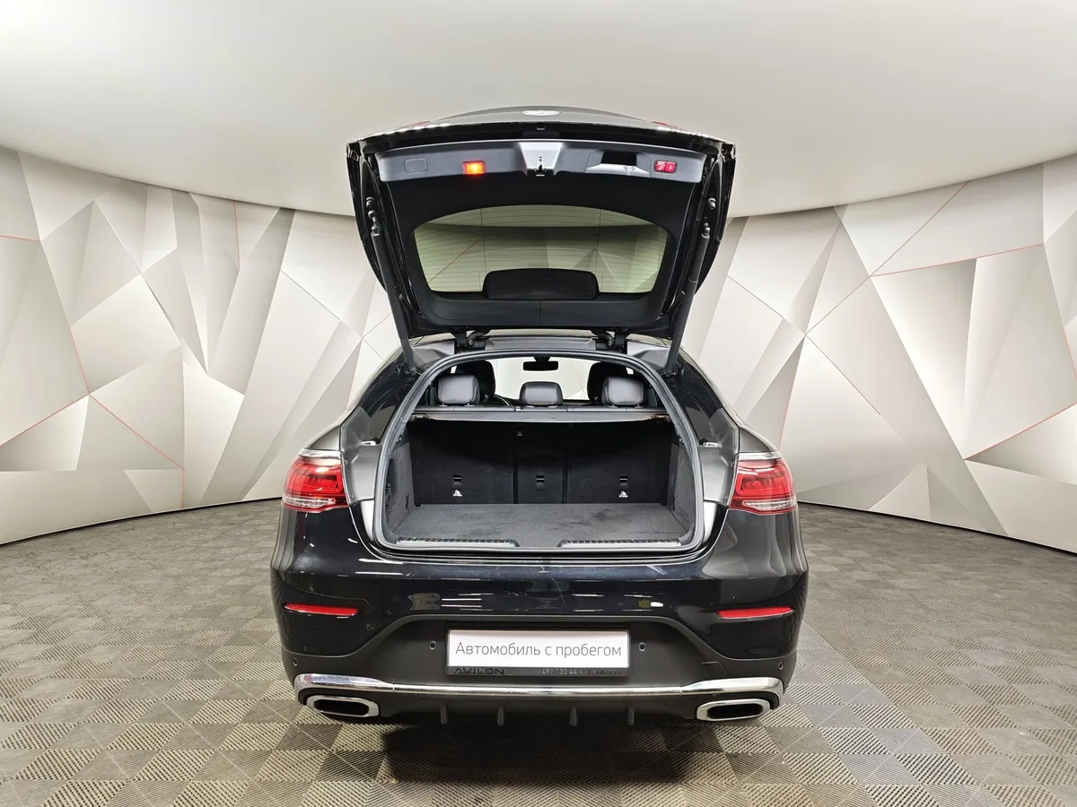 Mercedes-Benz GLC Купе 300 9G-TRONIC 4MATIC (249 л.с.) Sport Черный в АВИЛОН. Слайд №12