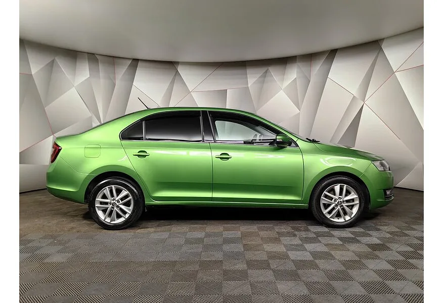 LIVE. Слайд №4