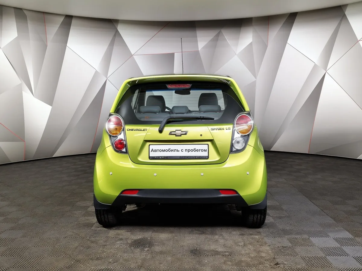 Chevrolet Spark 1.0 AT (68 л.с.) LS Зеленый в АВИЛОН. Слайд №8