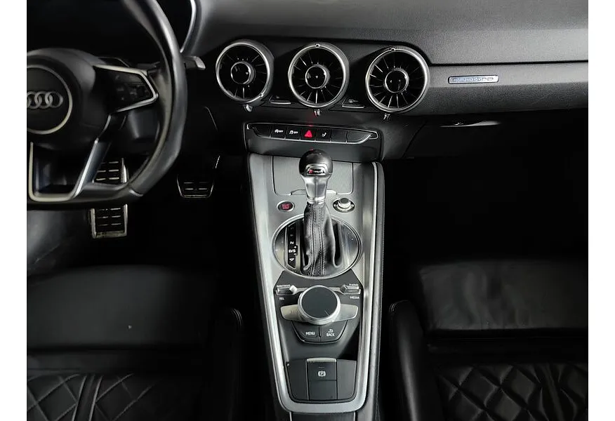 Audi TT 2.0 TFSI S tronic quattro (230 л.с.) Серый в АВИЛОН. Слайд №15