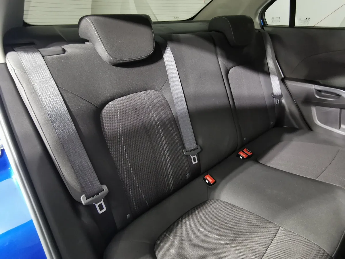 Chevrolet Aveo 1.6 AT (115 л.с.) Синий в АВИЛОН. Слайд №15