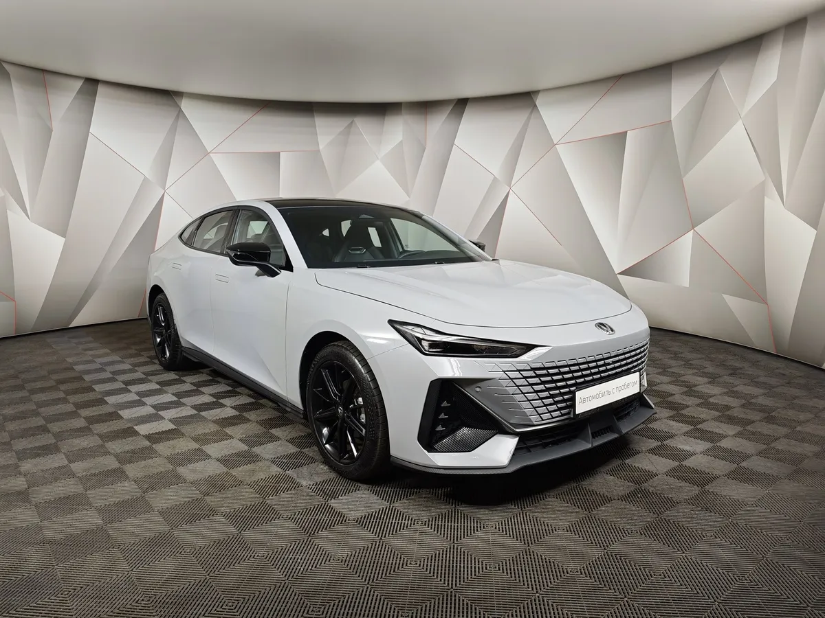 Changan UNI-V 1.5 AMT (181 л.с.) Tech Серый в АВИЛОН. Слайд №3