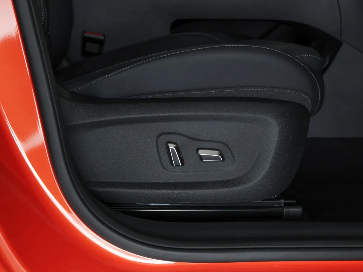 TENET Plus L6 1.5T 6DCT 2WD (147 л.с.) Ультра Оранжевый в АВИЛОН. Слайд №12 TENET Plus L6 1.5T 6DCT 2WD (147 л.с.) Ультра Оранжевый в АВИЛОН. Слайд №12
