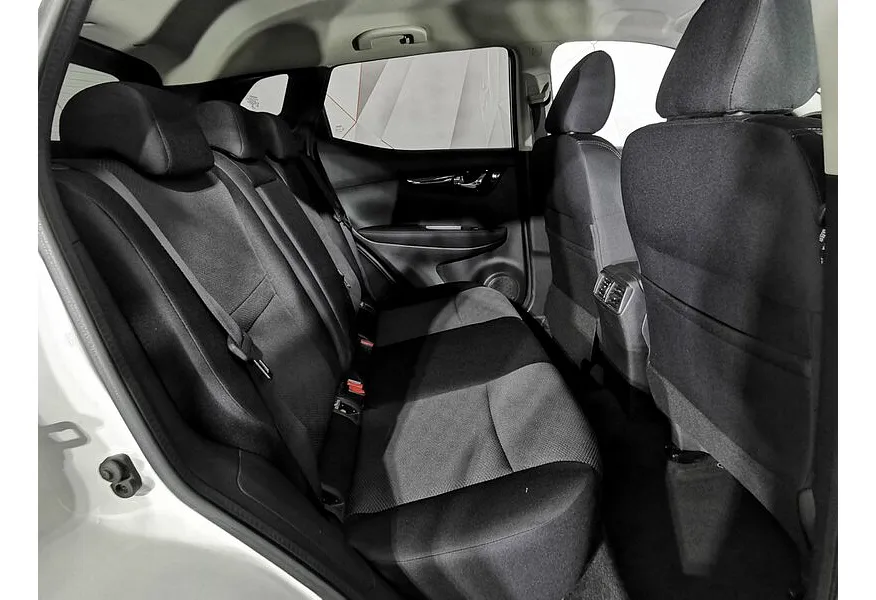 Nissan Qashqai 2.0 CVT AWD (144 л.с.) Белый в АВИЛОН. Слайд №17