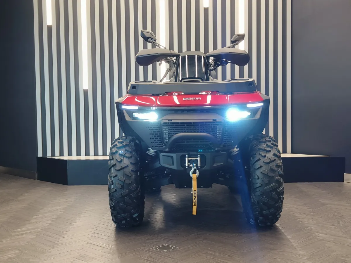 Benda Redstone 1000 977 см³  CVT 4WD (102 л.с) 102 977 Красный в АВИЛОН. Слайд №4