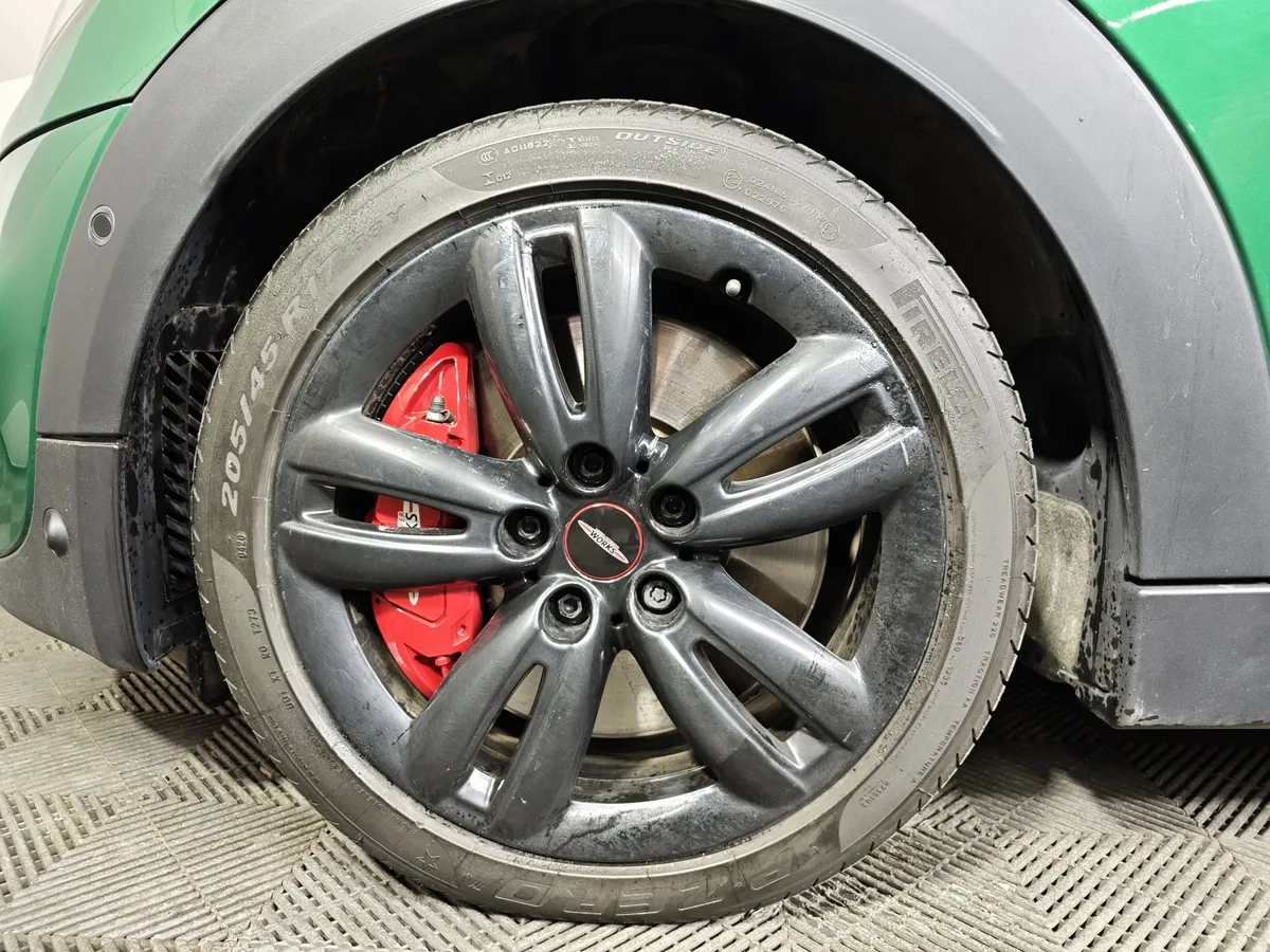 MINI Cooper 2.0 AT (231 л.с.) Зеленый в АВИЛОН. Слайд №9