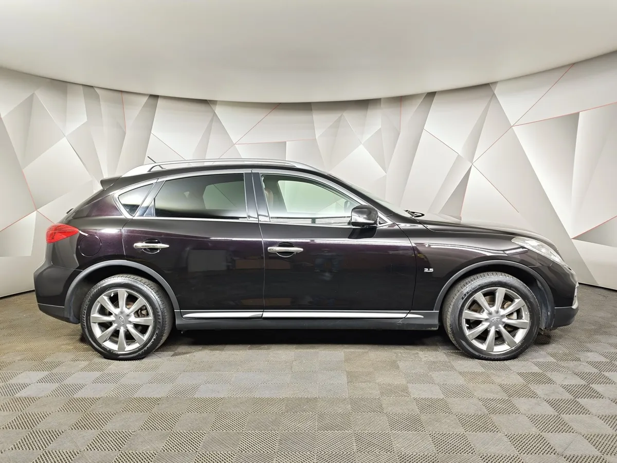 Infiniti QX50 2.5 AT AWD (222 л.с.) Черный в АВИЛОН. Слайд №6